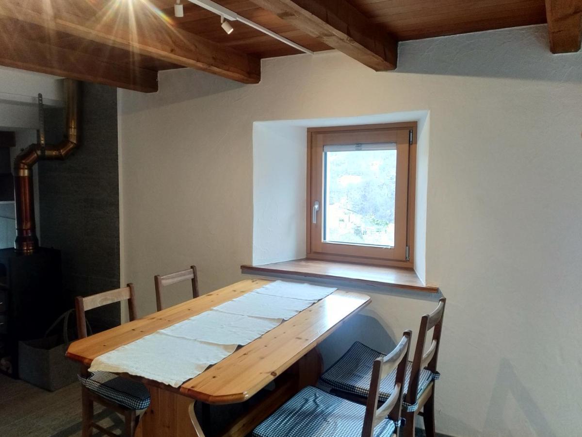 Vila Rustico "Casa Di Sasso" Intragna Exteriér fotografie